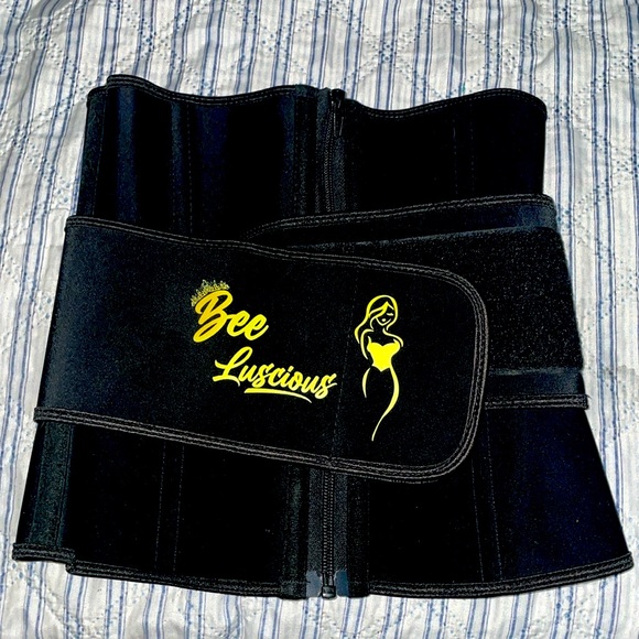 Waist trainer - Picture 1 of 4